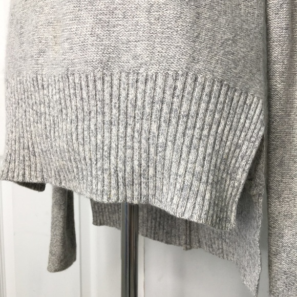 Tess Giberson Gray Cold Shoulder Sweater Top Size Small 100% Cashmere - Picture 13 of 15